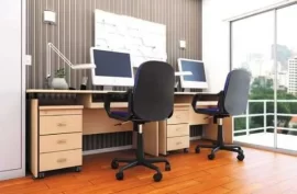 ban lam viec don gian tai nha e1629111545630