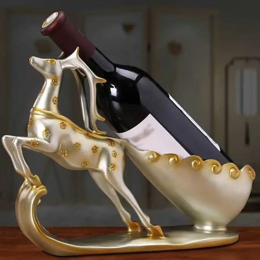 Tượng hươu đỡ rượu