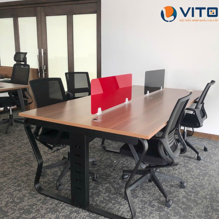 BÀN LÀM VIỆC NHÓM MDV-UN4T 9 noi that thanh ly 4